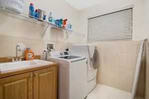 thumbnail: Laundry