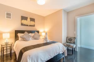 thumbnail: Interior