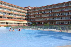 thumbnail: Tennis court