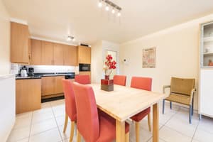 thumbnail: In-room dining