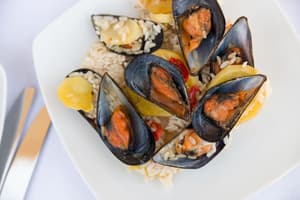 thumbnail: Dining