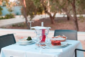 thumbnail: Dining