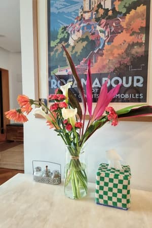 thumbnail: In-room dining