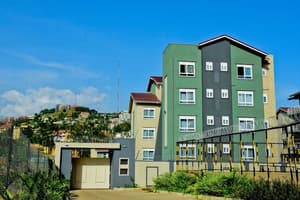 thumbnail: Front of property