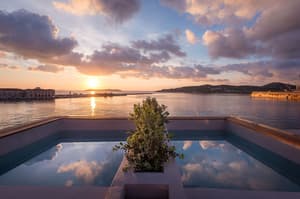 thumbnail: Terrace/patio