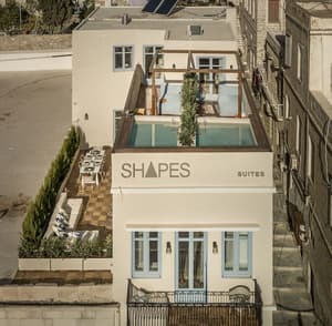 thumbnail: Front of property