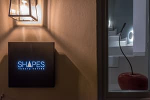 thumbnail: Interior entrance