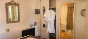 thumbnail: Room amenity