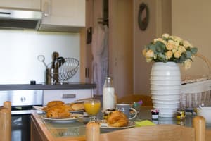 thumbnail: In-room dining