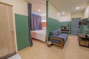 thumbnail: Room