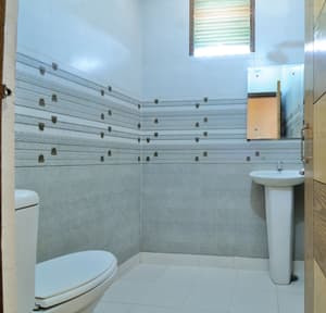 thumbnail: Bathroom