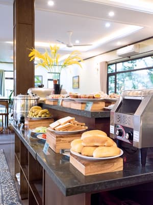 thumbnail: Breakfast buffet