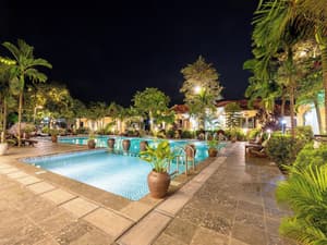 thumbnail: Front of property - evening/night