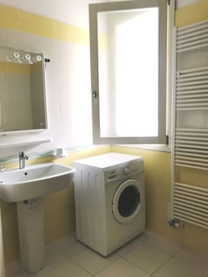 thumbnail: Bathroom sink