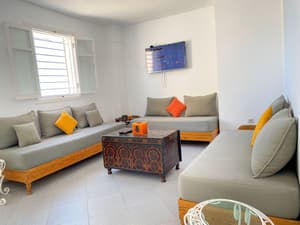 thumbnail: Interior detail