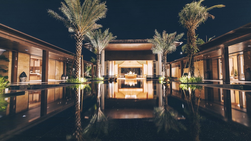 Front of property - evening/night