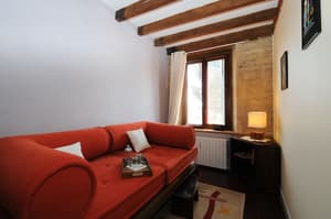 thumbnail: Living area