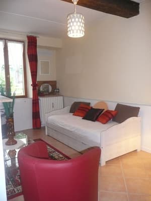thumbnail: Living area