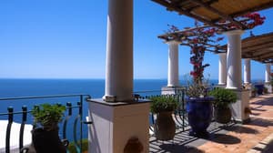 thumbnail: Exterior