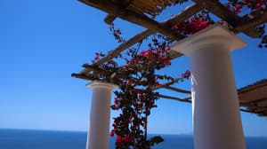 thumbnail: Exterior