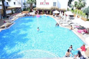 thumbnail: Pool