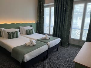 thumbnail: Room