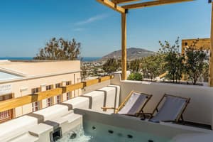 thumbnail: Balcony view