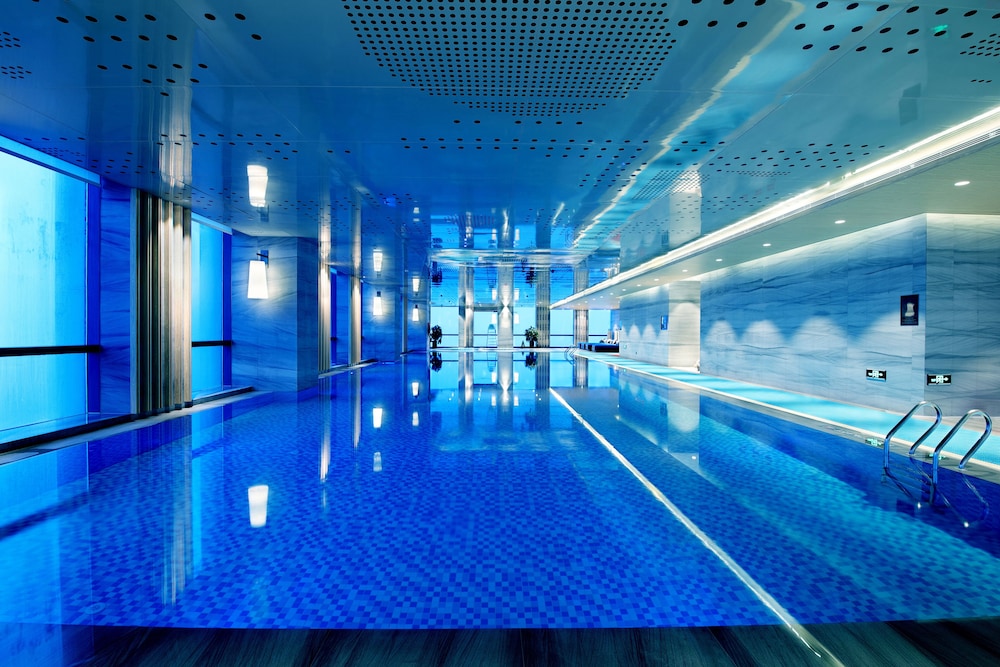 Swimming pool-spa