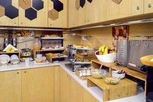 thumbnail: Snack bar