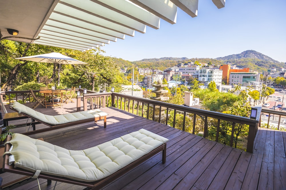 Sundeck