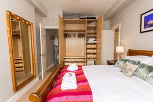 thumbnail: Room amenity