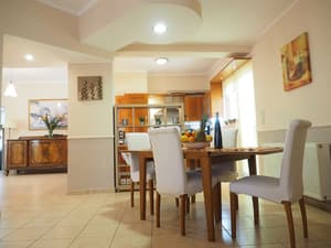 thumbnail: In-room dining