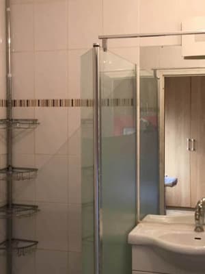 thumbnail: Bathroom sink