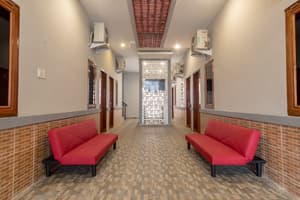 thumbnail: Hallway