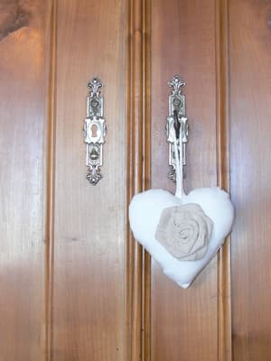 thumbnail: Interior detail