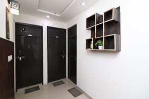 thumbnail: Interior