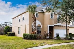 thumbnail: Front of property