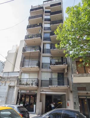 thumbnail: Front of property