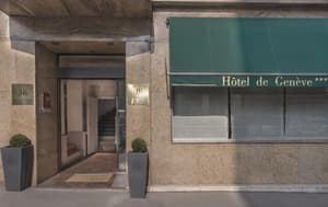 thumbnail: Property entrance