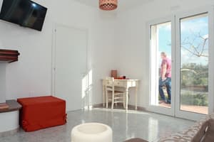 thumbnail: Room amenity