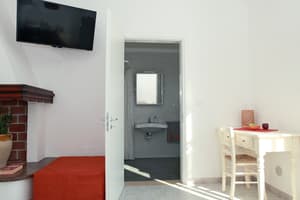 thumbnail: Room amenity