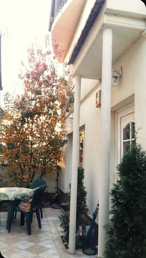 thumbnail: Exterior