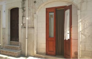 thumbnail: Exterior