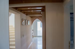 thumbnail: Hallway