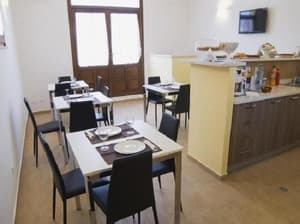 thumbnail: Breakfast area
