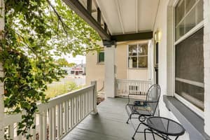thumbnail: Balcony