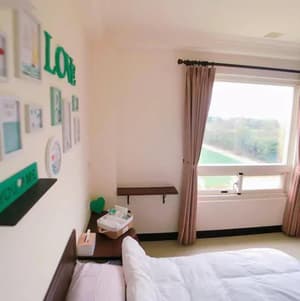 thumbnail: Interior