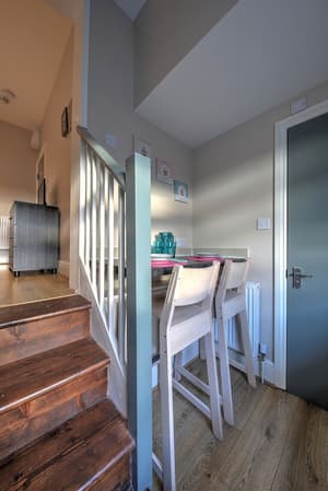 thumbnail: Interior