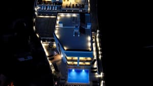 thumbnail: Exterior