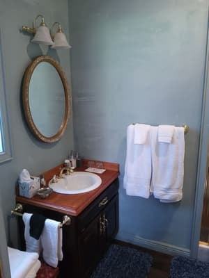 thumbnail: Bathroom sink
